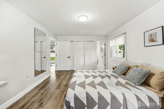 23 Pittsburgh Avenue, Piscataway, NJ 08854