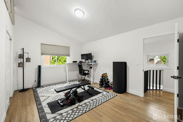 23 Pittsburgh Avenue, Piscataway, NJ 08854