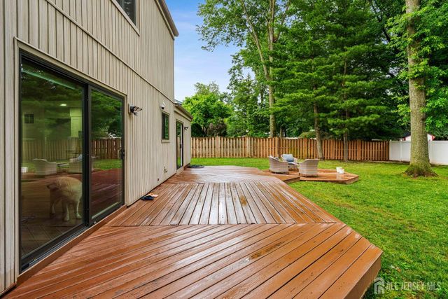23 Pittsburgh Avenue, Piscataway, NJ 08854