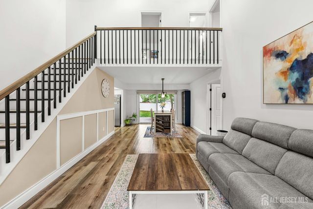 23 Pittsburgh Avenue, Piscataway, NJ 08854