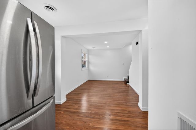 14 LAUREL CT, Jc, Downtown, NJ 07302