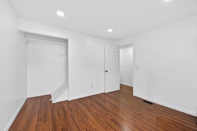 14 LAUREL CT, Jc, Downtown, NJ 07302