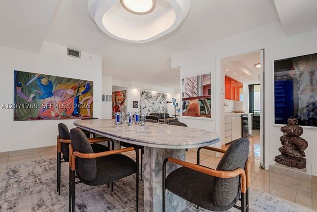 1000 QUAYSIDE TERRACE 1901, Miami, FL 33138