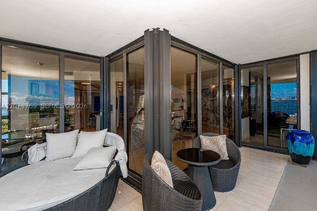 1000 QUAYSIDE TERRACE 1901, Miami, FL 33138