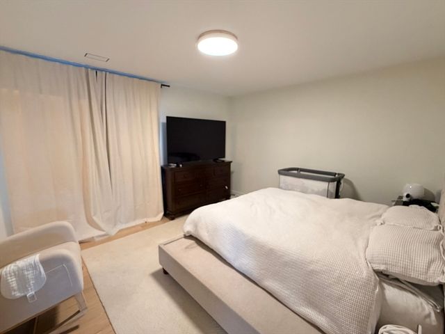 70 Upsala St, Worcester, MA 01610