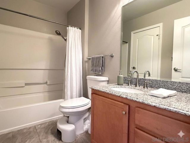 12079 ALTA CARMEL COURT 22, San Diego, CA 92128