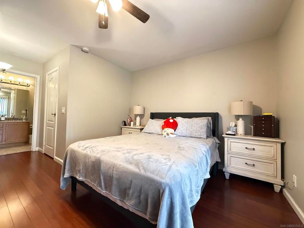 Image 11 of property listing at 12079 ALTA CARMEL COURT 22, San Diego, CA 92128