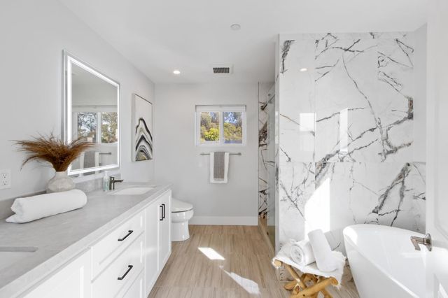 634 Coronado Street, El Granada, CA 94018