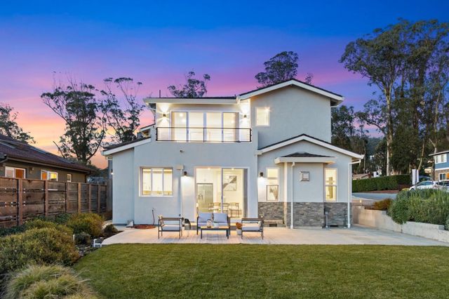 634 Coronado Street, El Granada, CA 94018