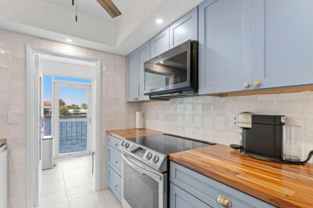 801 N Riverside Drive 7b, Pompano Beach, FL 33062