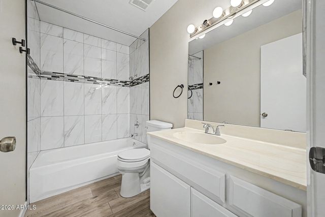 5525 E THOMAS Road H2, Phoenix, AZ 85018