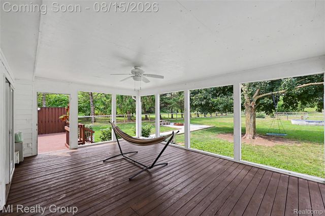 3426 Hadden Road, Oakland Charter Township, MI 48306