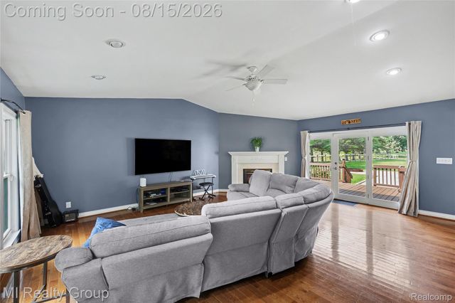 3426 Hadden Road, Oakland Charter Township, MI 48306