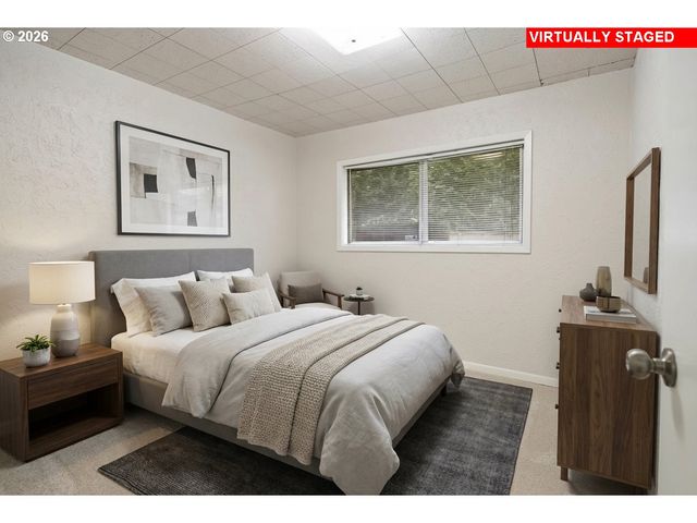 3450 Se SNOWBERRY St, Milwaukie, OR 97222