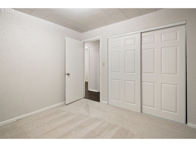 3450 Se SNOWBERRY St, Milwaukie, OR 97222