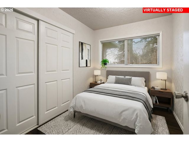 3450 Se SNOWBERRY St, Milwaukie, OR 97222