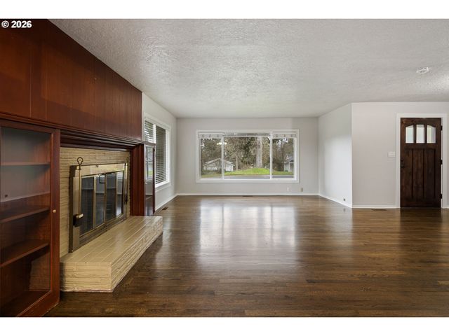 3450 Se SNOWBERRY St, Milwaukie, OR 97222