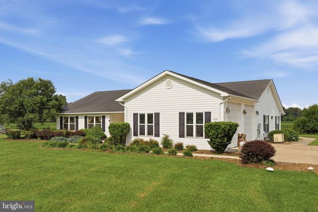 110 SUMMERS LN, New Market, VA 22844