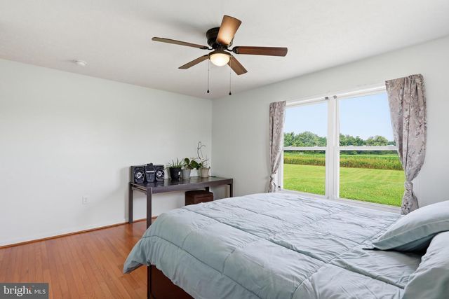 110 SUMMERS LN, New Market, VA 22844