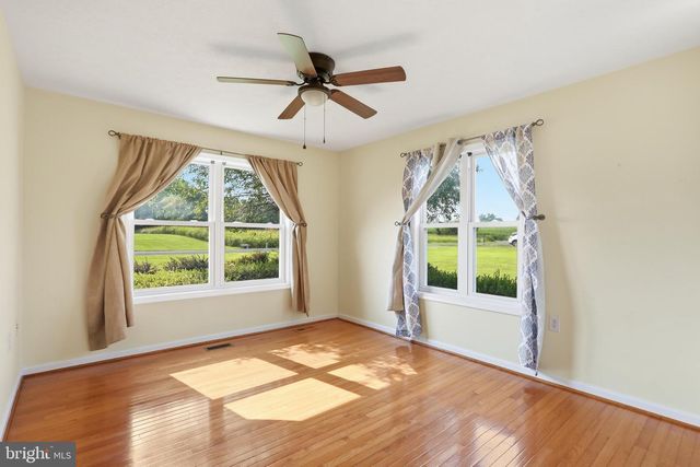 110 SUMMERS LN, New Market, VA 22844