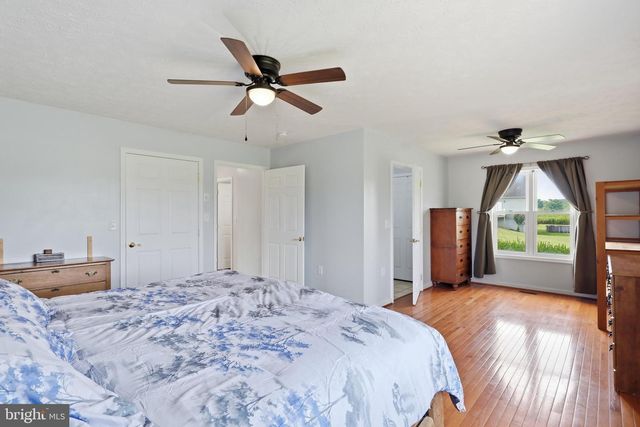 110 SUMMERS LN, New Market, VA 22844