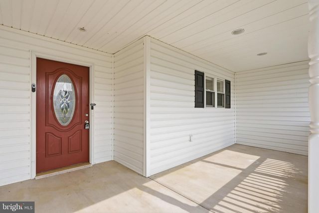 110 SUMMERS LN, New Market, VA 22844