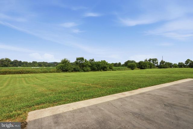 110 SUMMERS LN, New Market, VA 22844