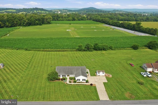 110 SUMMERS LN, New Market, VA 22844