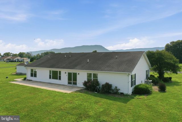 110 SUMMERS LN, New Market, VA 22844