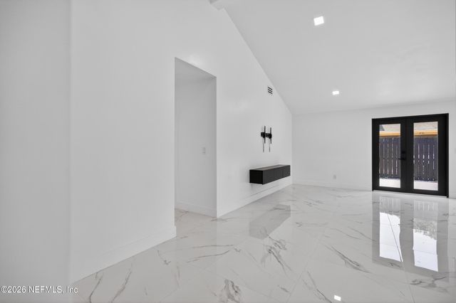 1166 CATHCART Street, Jacksonville, FL 32211
