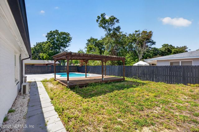 1166 CATHCART Street, Jacksonville, FL 32211