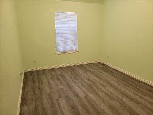 1424 Chapman Drive, Lancaster, TX 75134
