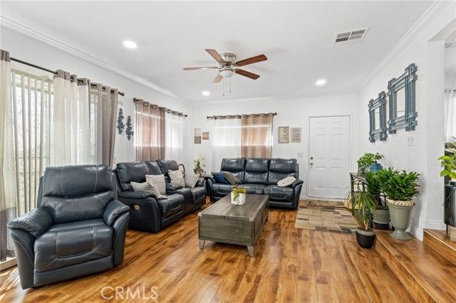 14870 Hubbard, Sylmar (los Angeles), CA 91342