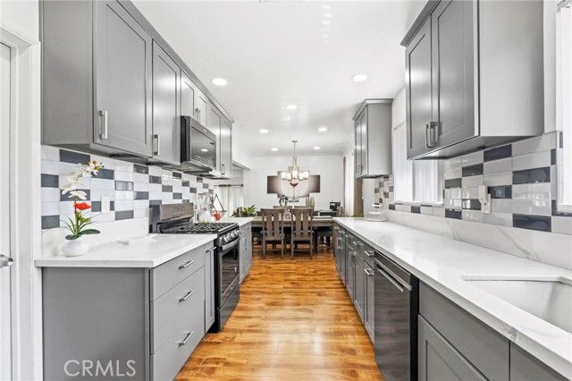 14870 Hubbard, Sylmar (los Angeles), CA 91342