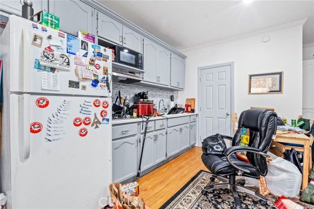 14870 Hubbard, Sylmar (los Angeles), CA 91342