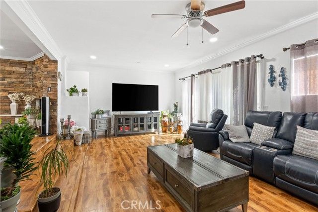 14870 Hubbard, Sylmar (los Angeles), CA 91342