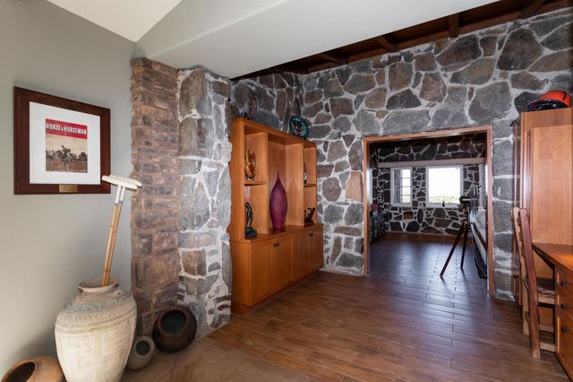 2350 S Araby Drive, Palm Springs, CA 92264