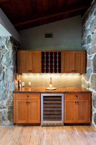 2350 S Araby Drive, Palm Springs, CA 92264