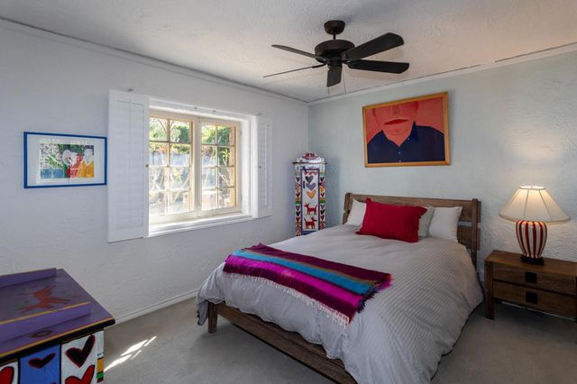 2350 S Araby Drive, Palm Springs, CA 92264