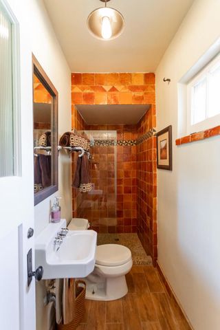 2350 S Araby Drive, Palm Springs, CA 92264