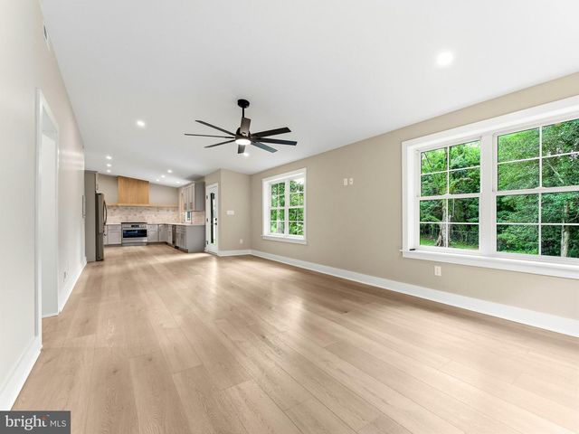 205 E MERCHANT ST, Audubon, NJ 08106