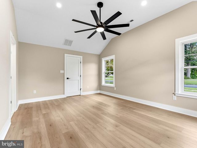 205 E MERCHANT ST, Audubon, NJ 08106