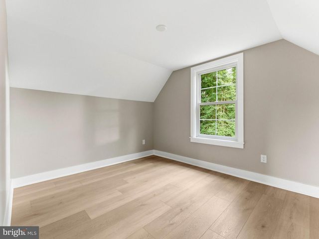 205 E MERCHANT ST, Audubon, NJ 08106