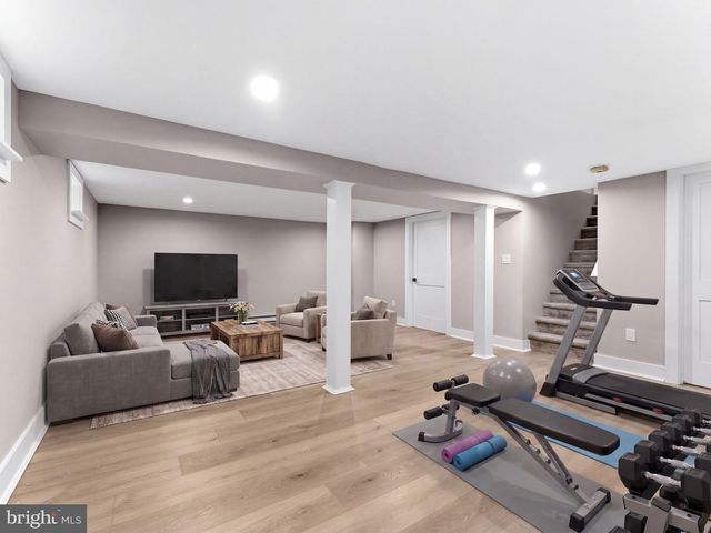 205 E MERCHANT ST, Audubon, NJ 08106