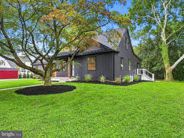 205 E MERCHANT ST, Audubon, NJ 08106