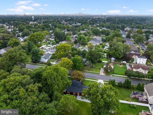 205 E MERCHANT ST, Audubon, NJ 08106