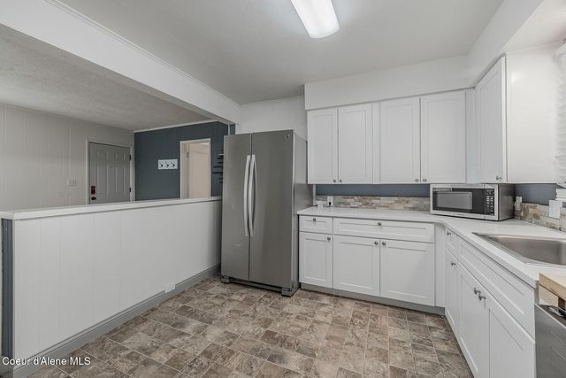 727 E Crown Ave, Spokane, WA 99207