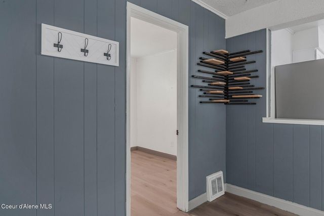 727 E Crown Ave, Spokane, WA 99207