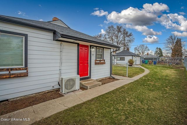 727 E Crown Ave, Spokane, WA 99207