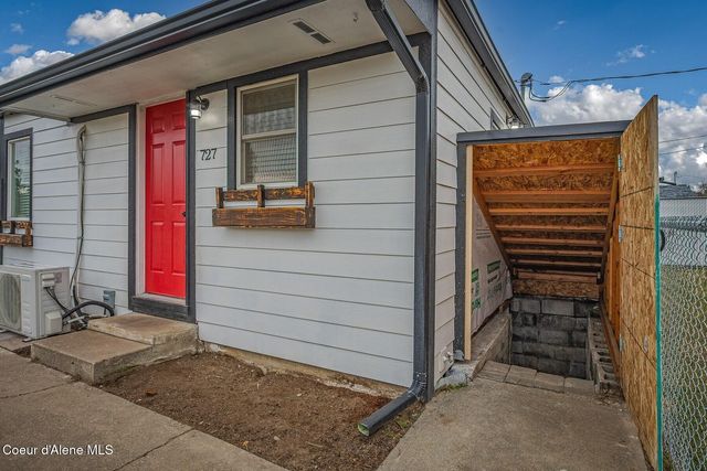 727 E Crown Ave, Spokane, WA 99207